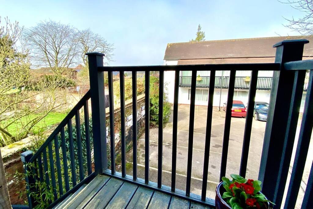 Tilly'S A Perfect Apartment In The Market Town Of Ledbury Kültér fotó
